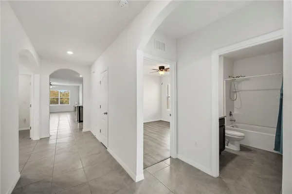 Property Slideshow image 3 of 41 | 2719 grandbury grove rd, Lakeland, FL, 33811