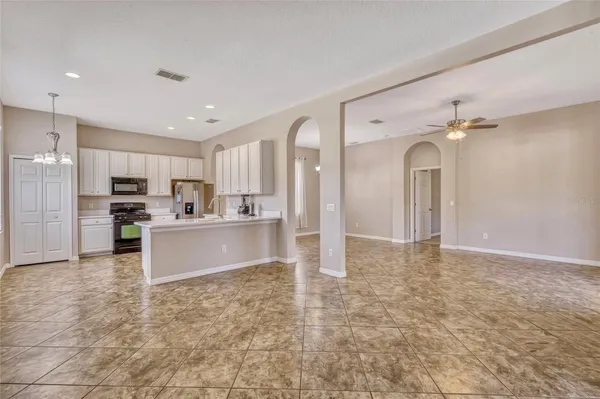 Property Slideshow image 3 of 23 | 115 crescent moon dr, Groveland, FL, 34736