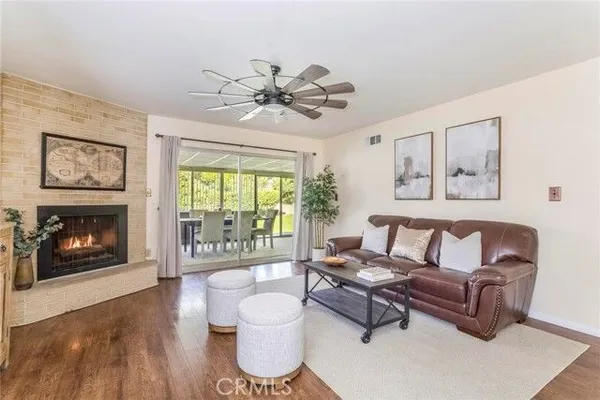 Property Slideshow image 3 of 51 | 26751 winsome cir, Newhall, CA, 91321
