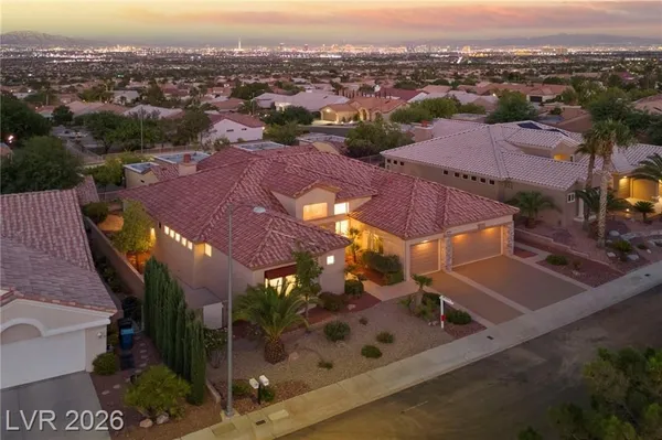 Property Slideshow image 2 of 56 | 2548 faiss dr, Las Vegas, NV, 89134