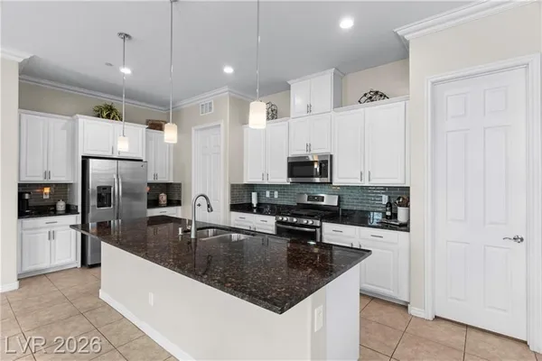 Property Slideshow image 2 of 47 | 517 sterling falls ave, Henderson, NV, 89011