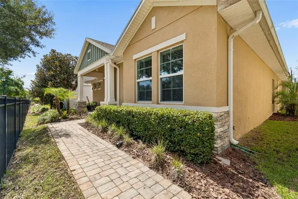 Property Slideshow image 3 of 57 | 6112 watercolor dr, Lithia, FL, 33547