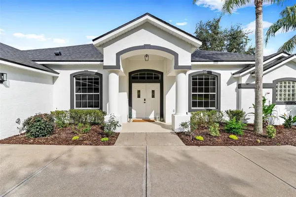 Property Slideshow image 2 of 50 | 39634 harbor hills blvd, Lady Lake, FL, 32159