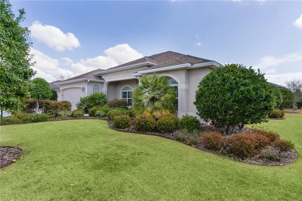Property Slideshow image 2 of 41 | 2935 cedar grove loop, The Villages, FL, 32163