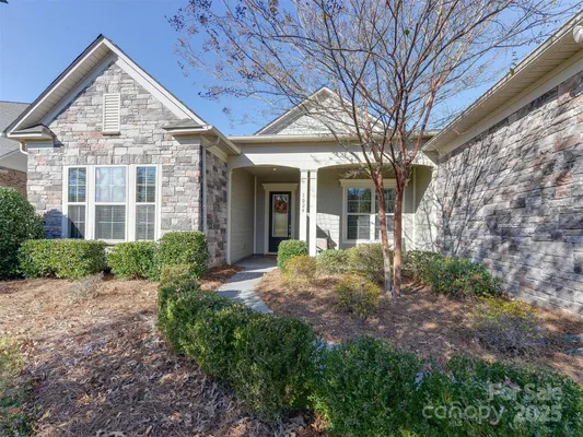 Property Slideshow image 2 of 48 | 1024 jasper ln, Waxhaw, NC, 28173