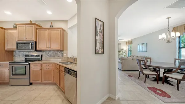 Property Slideshow image 2 of 41 | 11109 campazzo dr, Venice, FL, 34292