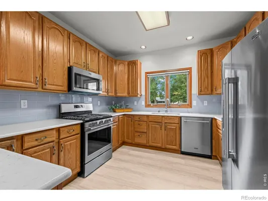 Property Slideshow image 2 of 28 | 47 curtis ct, Broomfield, CO, 80020
