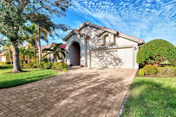 Property Slideshow image 2 of 69 | 14394 silver lakes cir, Port Charlotte, FL, 33953