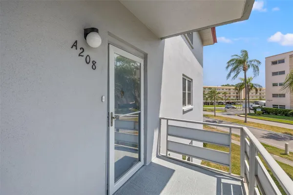 Property Slideshow image 2 of 33 | 5660 80th st n unit a208, St Petersburg, FL, 33709