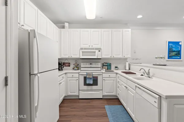 Property Slideshow image 3 of 36 | 235 woodlands way 9, Calabash, NC, 28467