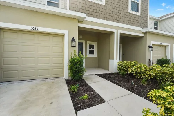 Property Slideshow image 2 of 64 | 3023 novara ln, Bradenton, FL, 34211