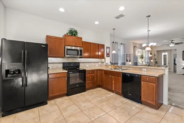 Property Slideshow image 3 of 32 | 22024 belgian ct, Mount Dora, FL, 32757