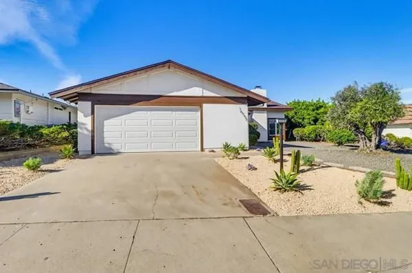 Property Slideshow image 3 of 39 | 16590 casero rd, San Diego, CA, 92128