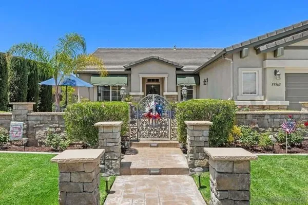 Property Slideshow image 3 of 53 | 39563 freemark abbey, Murrieta, CA, 92563