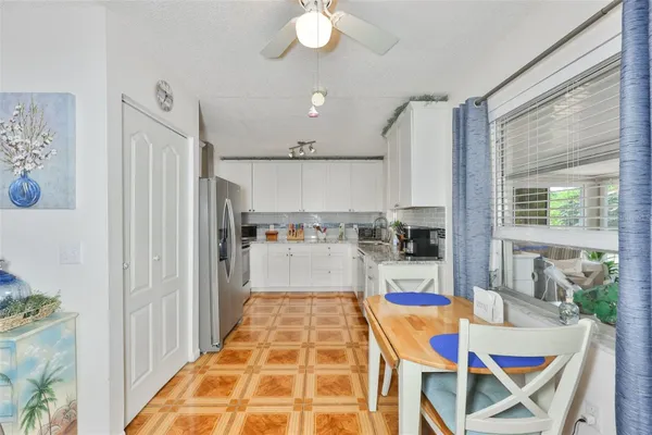 Property Slideshow image 2 of 55 | 1706 flamingo ln, Sun City Center, FL, 33573