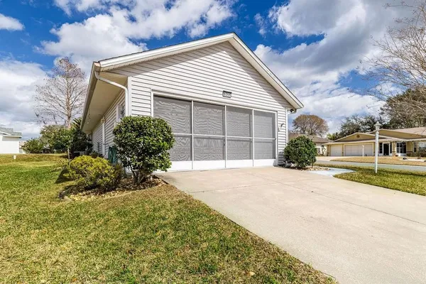 Property Slideshow image 2 of 45 | 6555 wilander st, Leesburg, FL, 34748