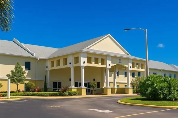 Property Slideshow image 2 of 4 | 104 windsor e, West Palm Beach, FL, 33417