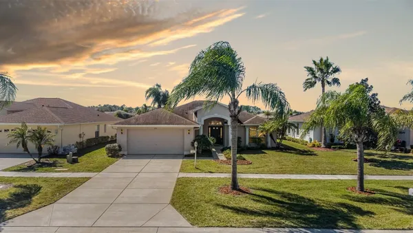 Property Slideshow image 2 of 50 | 1751 lakestone dr, Trinity, FL, 34655