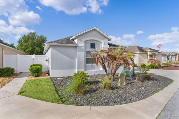 Property Slideshow image 2 of 32 | 9232 se 168th cook pl, The Villages, FL, 32162