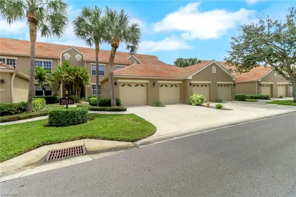Property Slideshow image 2 of 36 | 20141 seagrove st 308, Estero, FL, 33928