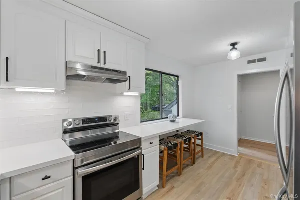 Property Slideshow image 3 of 23 | 348 heritage hls a, Somers, NY, 10589