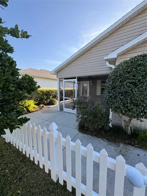 Property Slideshow image 2 of 30 | 2589 errol ter, The Villages, FL, 32162