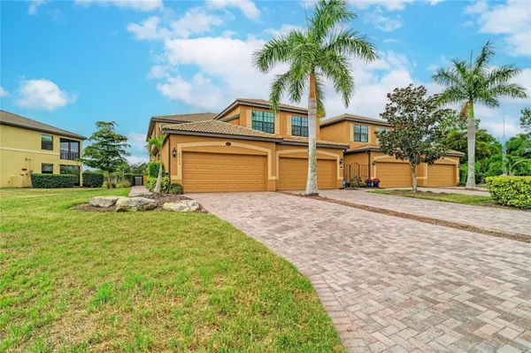 Property Slideshow image 2 of 67 | 6904 grand estuary trl 101, Bradenton, FL, 34212