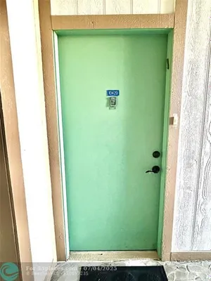 Property Slideshow image 3 of 14 | 10429 e clairmont cir # 108, Tamarac, FL, 33321