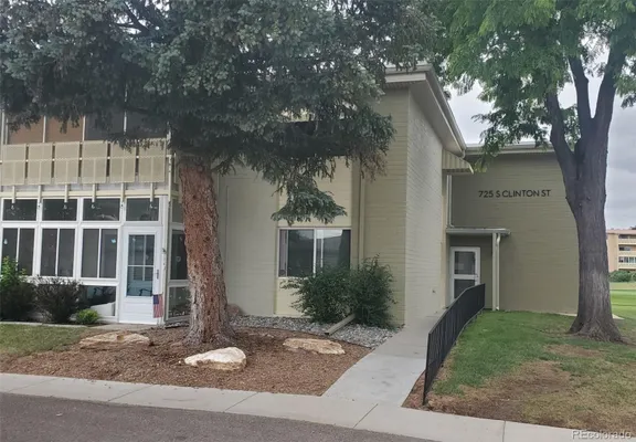 Property Slideshow image 3 of 35 | 725 s clinton st 11a, Denver, CO, 80247