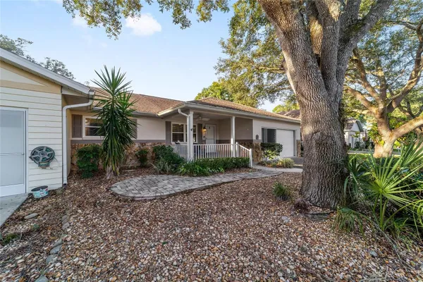 Property Slideshow image 3 of 62 | 8848 sw 96th ln b, Ocala, FL, 34481