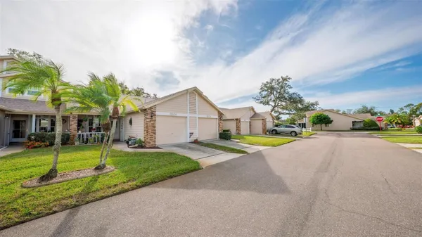 Property Slideshow image 2 of 71 | 6506 thicket trl, New Port Richey, FL, 34653
