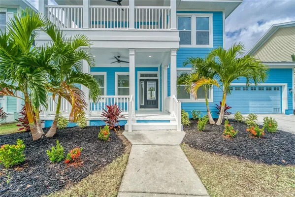 Property Slideshow image 2 of 81 | 5718 sea turtle pl, Apollo Beach, FL, 33572
