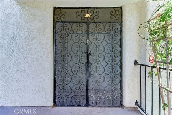 Property Slideshow image 2 of 41 | 2391 via mariposa 2e, Laguna Woods, CA, 92637