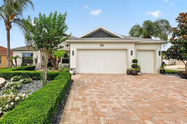 Property Slideshow image 2 of 71 | 2493 pawtucket pass, Mount Dora, FL, 32757