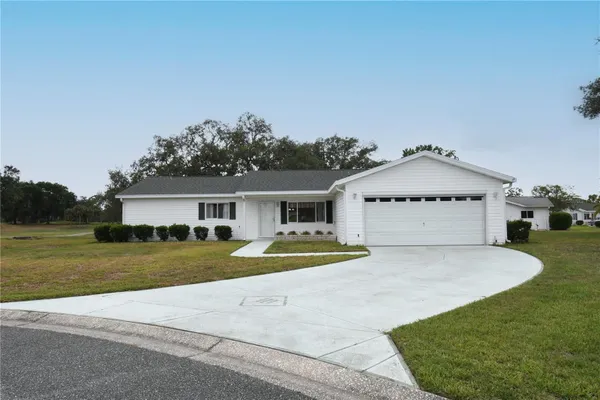 Property Slideshow image 2 of 21 | 10442 se 179th pl, Summerfield, FL, 34491