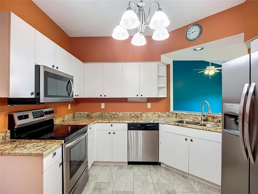 Property Slideshow image 3 of 58 | 6330 green oak cir # 6330, Bradenton, FL, 34203