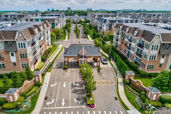 Property Slideshow image 3 of 31 | 420 pacing way, Westbury, NY, 11590