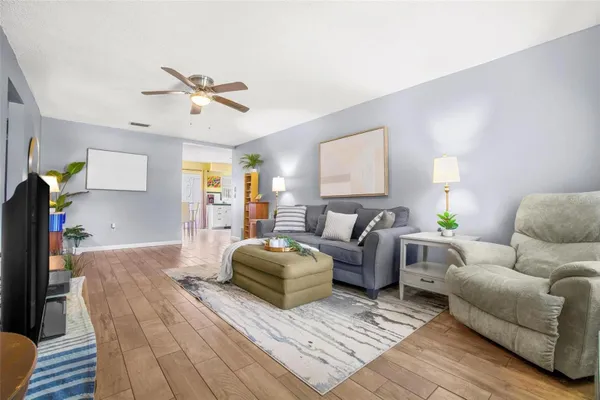 Property Slideshow image 3 of 30 | 5005 lily street pl, Pinellas Park, FL, 33782