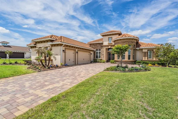 Property Slideshow image 2 of 78 | 13915 carryback dr, Dade City, FL, 33525