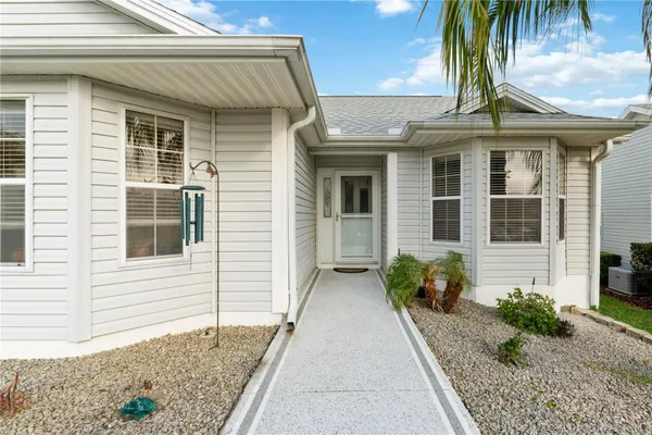 Property Slideshow image 2 of 34 | 403 mcleod ln, The Villages, FL, 32162