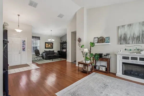 Property Slideshow image 3 of 45 | 688 cadillac cir, Romeoville, IL, 60446