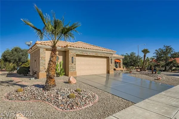 Property Slideshow image 3 of 28 | 9100 garden view dr, Las Vegas, NV, 89134