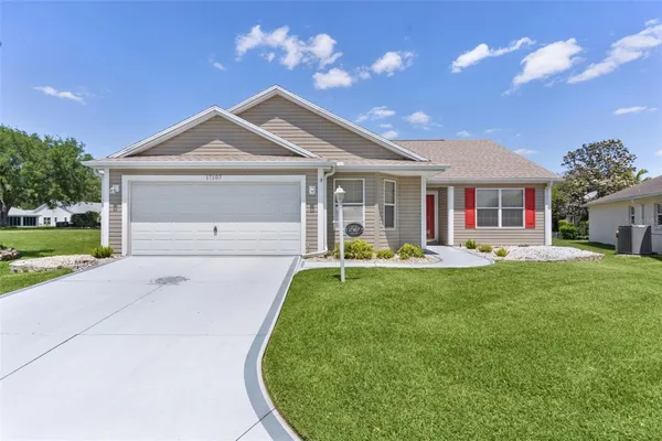 Property Slideshow image 3 of 50 | 17107 se 93rd exeter ct, The Villages, FL, 32162