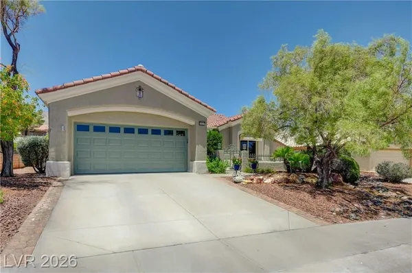 Property Slideshow image 2 of 57 | 2533 banora point dr, Las Vegas, NV, 89134