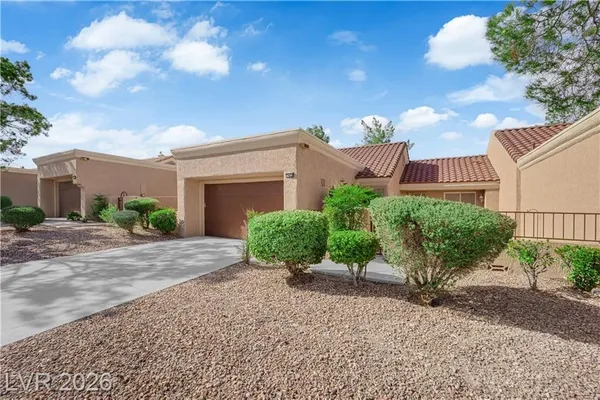 Property Slideshow image 2 of 32 | 9424 gold mountain dr, Las Vegas, NV, 89134