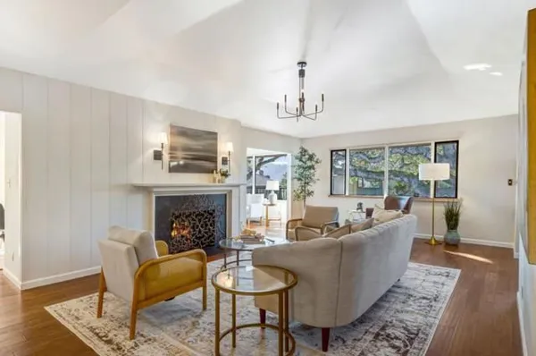 Property Slideshow image 3 of 24 | 223 del mesa carmel, Carmel Valley, CA, 93923
