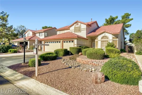 Property Slideshow image 2 of 46 | 5245 roca ln, Las Vegas, NV, 89130