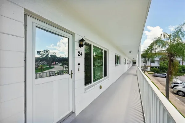 Property Slideshow image 3 of 57 | 2430 brazilia dr 24, Clearwater, FL, 33763