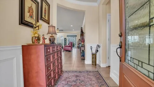 Property Slideshow image 3 of 40 | 1467 chestnut hill dr, Manteca, CA, 95336