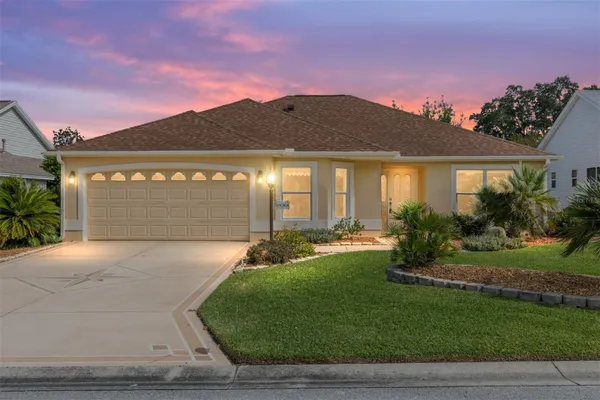 Property Slideshow image 3 of 47 | 8368 se 176th lawson loop, The Villages, FL, 32162